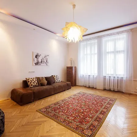 біля площі ринок * 利沃夫