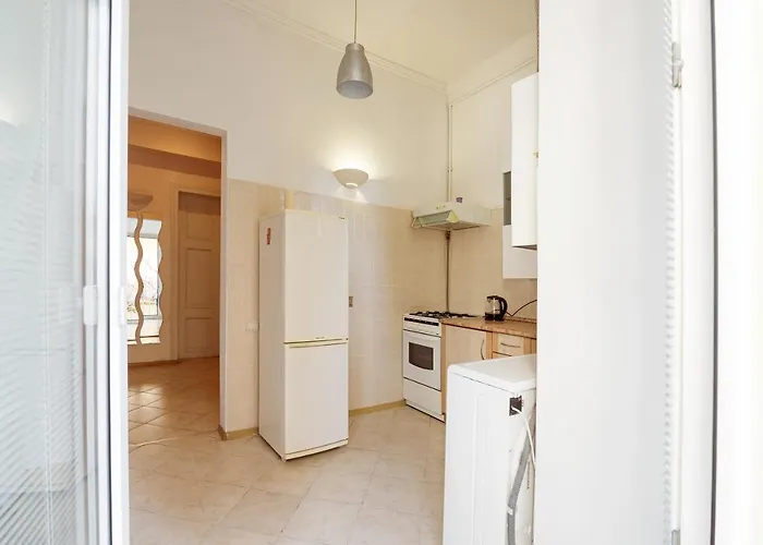 דירה біля площі ринок